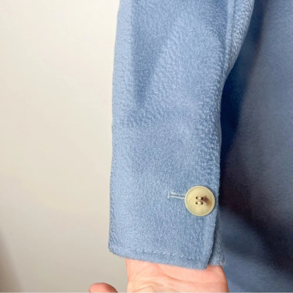 Pissenlit The Walking Coat in Light Blue - Picture 12 of 13